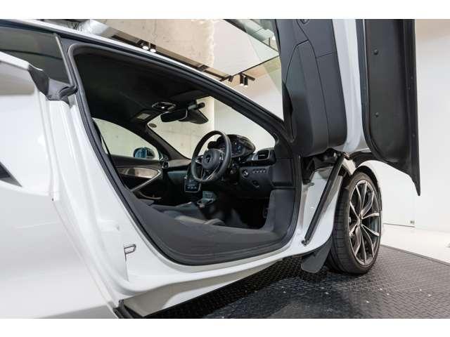 アルトゥーラ 3.0 認定中古車 McLaren AZABU QUALIFIED(19枚目)