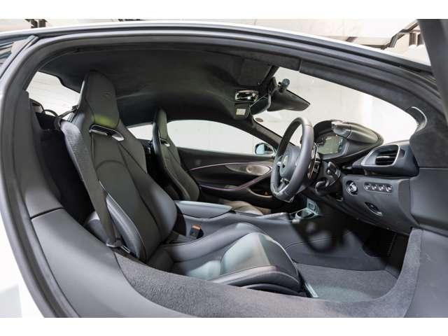 アルトゥーラ 3.0 認定中古車 McLaren AZABU QUALIFIED(20枚目)