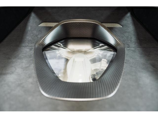 ７５０Ｓ Ｖｏｌｃａｎｏ　Ｙｅｌｌｏｗ　Ｖｏｒｔｅｘ－ｔｗｉｎ　５　Ｓｐｏｋｅ　Ｕｌｔｒａ－Ｌｉｇｈｔｗｅｉｇｈｔ　Ｗｈｅｅｌ・Ｐｅｒｆｏｒｍａｎｃｅ　ｉｎｔｅｒｉｏｒ・Ｂｏｗｅｒｓ＆Ｗｉｌｋｉｎｓ　１２　ｓｐｅａｋｅｒ（18枚目）