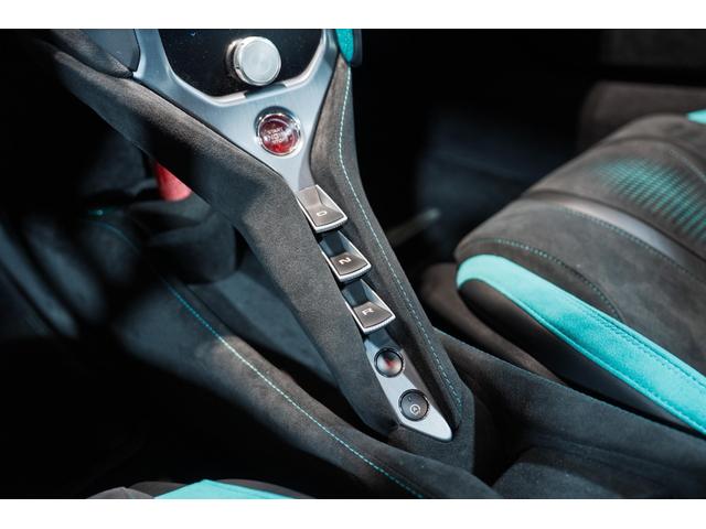 ７５０Ｓ Ｖｏｌｃａｎｏ　Ｙｅｌｌｏｗ　Ｖｏｒｔｅｘ－ｔｗｉｎ　５　Ｓｐｏｋｅ　Ｕｌｔｒａ－Ｌｉｇｈｔｗｅｉｇｈｔ　Ｗｈｅｅｌ・Ｐｅｒｆｏｒｍａｎｃｅ　ｉｎｔｅｒｉｏｒ・Ｂｏｗｅｒｓ＆Ｗｉｌｋｉｎｓ　１２　ｓｐｅａｋｅｒ（26枚目）