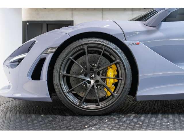 ７５０Ｓ ベースグレード　ＭＳＯ　Ｃｅｒａｍｉｃ　Ｇｒａｙ　・Ｙｅｌｌｏｗ　Ｂｒａｋｅ　Ｃａｌｉｐｅｒ・Ｐｅｒｆｏｒｍａｎｃｅ　Ｉｎｔｅｒｉｏｒ　・Ａｐｐｌｅ　Ｃａｒｐｌａｙ（15枚目）