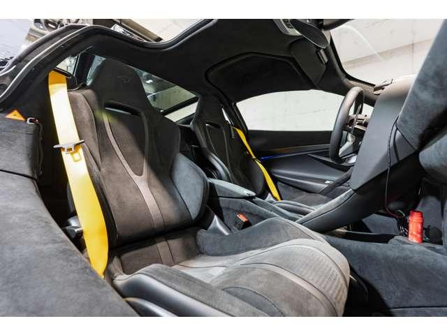 ７５０Ｓ ベースグレード　ＭＳＯ　Ｃｅｒａｍｉｃ　Ｇｒａｙ　・Ｙｅｌｌｏｗ　Ｂｒａｋｅ　Ｃａｌｉｐｅｒ・Ｐｅｒｆｏｒｍａｎｃｅ　Ｉｎｔｅｒｉｏｒ　・Ａｐｐｌｅ　Ｃａｒｐｌａｙ（22枚目）