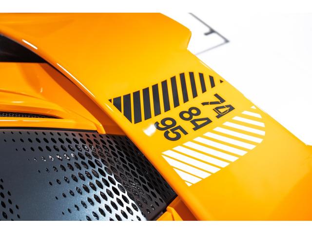 ７５０Ｓスパイダー ４．０　世界限定６０台　６０ｔｈ（3枚目）