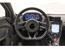 今回入荷の720Sは新車時オプションでアルカンターラステアリングが選択されております。