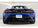 認定中古車　ＭｃＬＡＲＥＮ　ＱＵＡＬＩＦＩＥＤ　オーロラブルー　ホイールフィニッシュ・ステルス　ヘッドライトサラウンド－ボディーカラー　フルアルカンターラ内装　コンフォートシート　左ハンドル　コラムＭＴモード付７ＡＴ（11枚目）