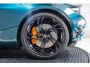 ブレーキキャリパーカラーは【Mclaren Orange】に、マクラーレンのロゴが刻印されております。
