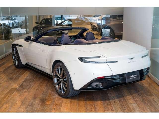 ＤＢ１１ Ｖ８　ヴォランテ　メーカー認定中古車　クルーズコントロール　レーンキープアシスト　パーキングアシスト　障害物センサー　全周囲カメラ　ＨＤＤナビ　本革シート（7枚目）