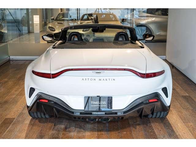 ヴァンテージ 　世界２４９台限定Ｖ１２　Ｖａｎｔａｇｅ　Ｒｏａｄｓｔｅｒ　ルナーホワイト（8枚目）