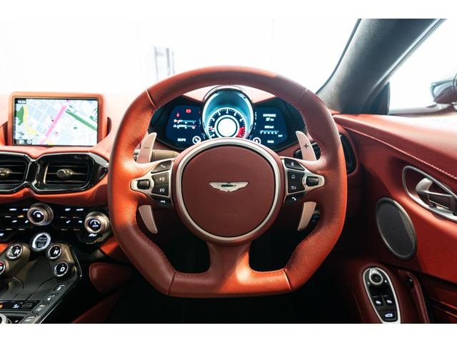 ヴァンテージ ベースグレード　４．０　Ｖａｎｔａｇｅ　オニキスブラック　右ハンドル　メーカー認定中古車　シートヒーター　キーレスエントリー　コンフォートパッケージ　ブラックパックインテリアパック　　　スポーツプラスコレクション（25枚目）