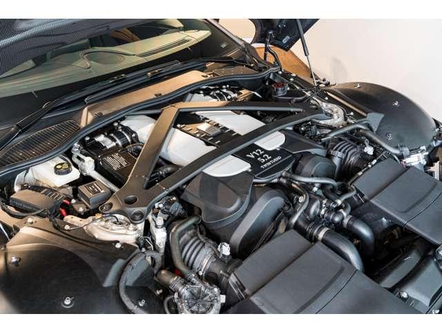 Ｖ１２ヴァンテージ 　世界３３３台限定　キセノングレー　レーンキープアシスト　パーキングアシスト　全周囲カメラ　障害物センサー　ＨＤＤナビ　本革シート　シートヒーター　メーカー認定中古車（30枚目）