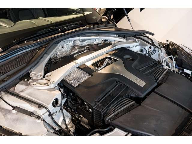 ＤＢＸ ４．０　４ＷＤ　ミノタウルスグリーン　認定中古車　全周囲カメラ　オートマチックハイビーム　アダプティブクルーズコントロール　パーキングアシスト　エアサスペンション　ドライブレコーダー　ＥＴＣ　ナビ　フルセグ　ミュージックプレイヤー接続可（28枚目）