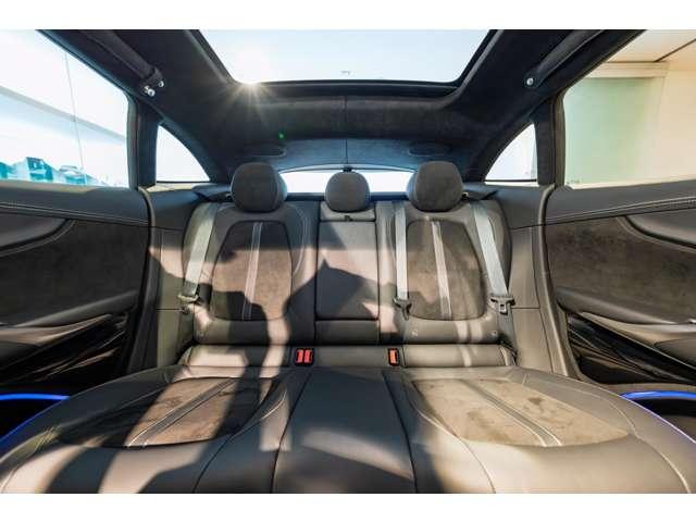ＤＢＸ ４．０　４ＷＤ　マグネティックシルバー　認定中古車　コラムＭＴモード付９ＡＴ　オートマチックハイビーム　障害物センサー　ドライブレコーダー　エアサスペンション　ＥＴＣ　ナビ　フルセグ（24枚目）