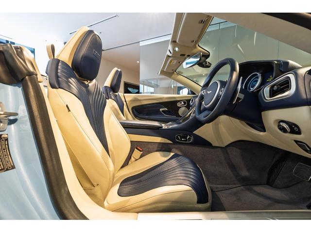 DB11 ヴォランテ V8 ヴォランテ V8 フロステッドグラスブルー(18枚目)