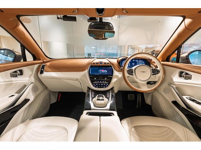 DBX ベースグレード 4WD ソーラーブロンズ(2枚目)