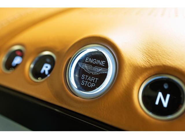 DBX ベースグレード 4WD ソーラーブロンズ(18枚目)