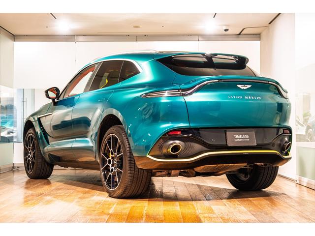 DBX 4.0 4WD ポディウムグリーンラッピング(7枚目)