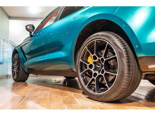 DBX 4.0 4WD ポディウムグリーンラッピング(12枚目)