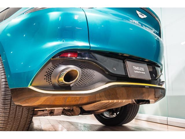 DBX 4.0 4WD ポディウムグリーンラッピング(13枚目)