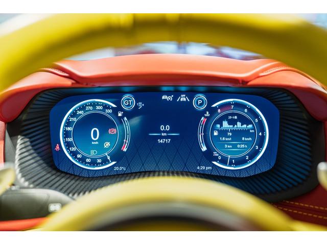 DBX 4.0 4WD ポディウムグリーンラッピング(30枚目)