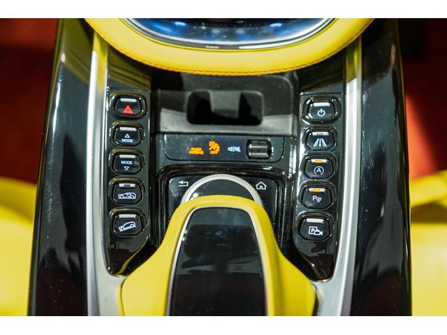 DBX 4.0 4WD ポディウムグリーンラッピング(31枚目)