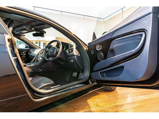 DB11 5.2 (ウルトラマリンブラック)(16枚目)