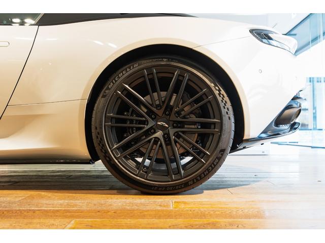 DB12 4.0 ニュートロンホワイト(20枚目)