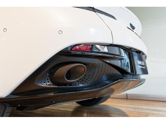 DB12 4.0 ニュートロンホワイト(23枚目)