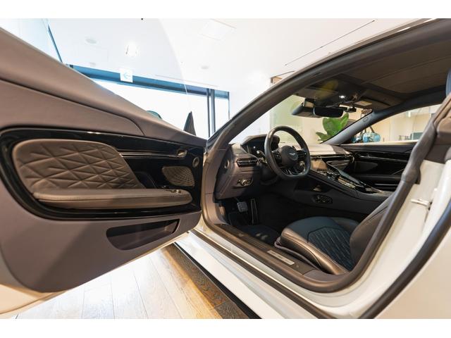 DB12 4.0 ニュートロンホワイト(25枚目)