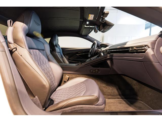 DB12 4.0 ニュートロンホワイト(30枚目)