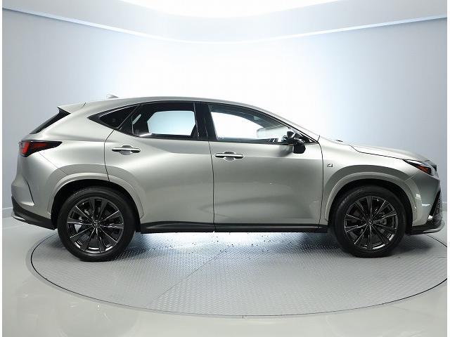 ＮＸ ＮＸ３５０　Ｆスポーツ　認定中古車ＣＰＯ　三眼フルＬＥＤヘッドライト　パノラミックビューモニター　デジタルインナーミラー　おくだけ充電　フロアマット　ラゲージマット　ドライブレコーダー（前後）　ホイールロックナット（7枚目）
