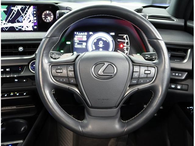 ＵＸ ＵＸ２５０ｈ　バージョンＬ　認定中古車ＣＰＯ（10枚目）