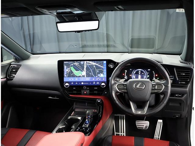 NX NX450h+ Fスポーツ 認定中古車CPO  Fスポーツ専用オレンジキャリパー デジタルキー パノラミックビューモニター おくだけ充電 寒冷地仕様 ムーンルーフ フロアマット ナンバーフレーム TRDミラーカバー(6枚目)