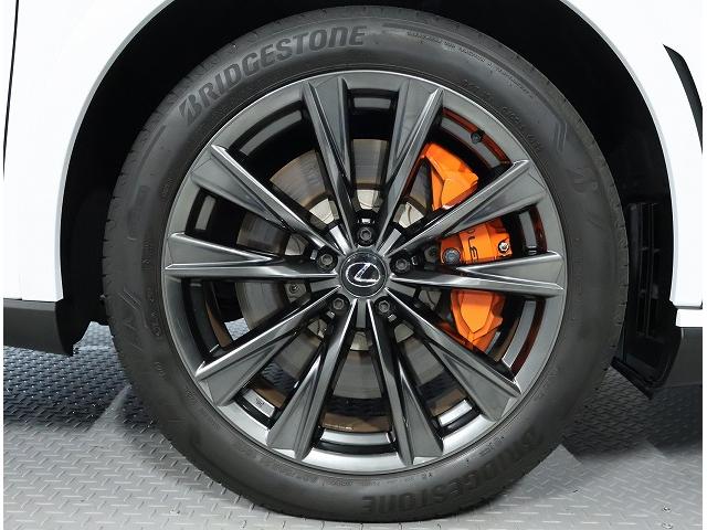 RX RX350 Fスポーツ 認定中古車CPO ムーンルーフ ルーフレール 寒冷地仕様 F専用オレンジブレーキキャリパー アドバンストパーク デジタルインナーミラー ドライブレコーダー 輻射ヒーター フロアマット ナンバーフレーム(18枚目)