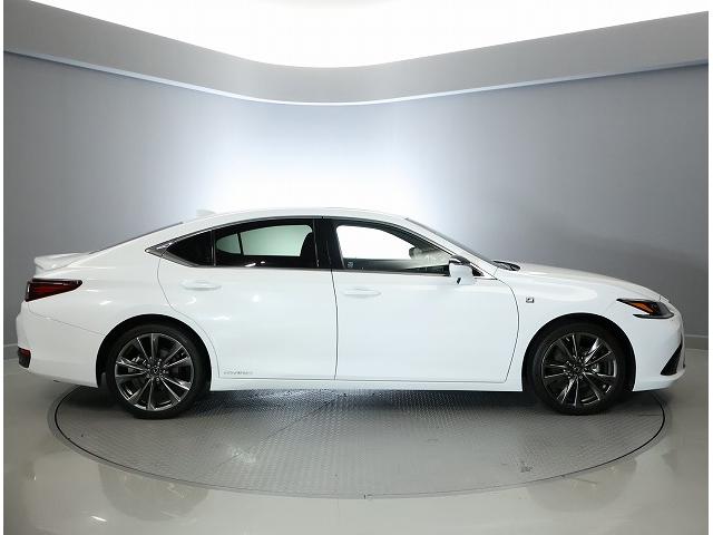 ＥＳ ＥＳ３００ｈ　Ｆスポーツ　認定中古車ＣＰＯ（4枚目）