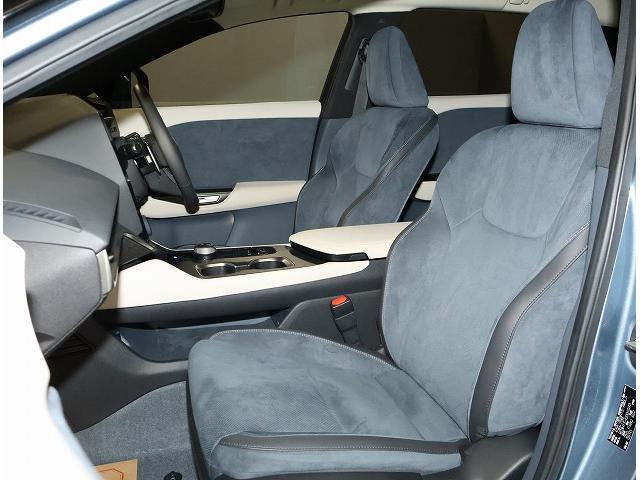 RZ RZ450e バージョンL 認定中古車CPO(9枚目)