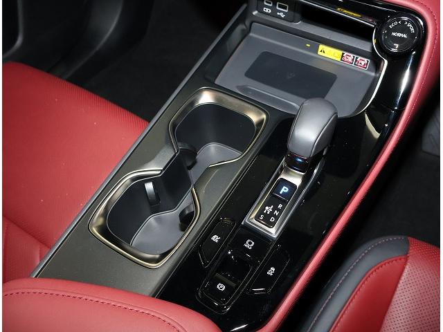 NX NX350h バージョンL 認定中古車CPO(7枚目)