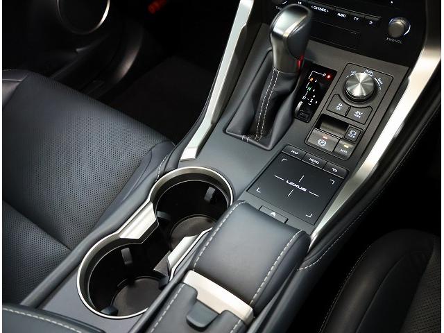 NX NX300h バージョンL 認定中古車CPO(7枚目)