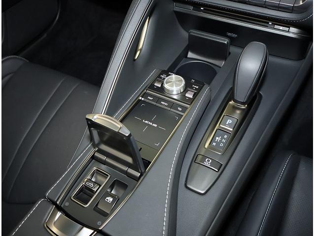 LC LC500 コンバーチブル 認定中古車CPO(16枚目)