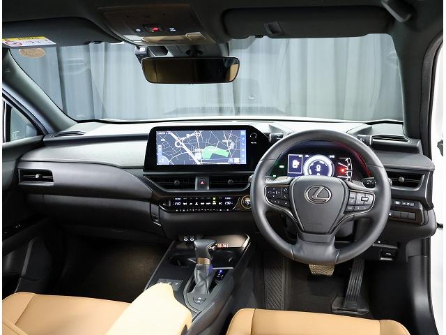 UX UX250h バージョンC 認定中古車CPO(6枚目)