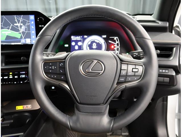 UX UX250h バージョンC 認定中古車CPO(11枚目)