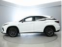 ＲＸ ＲＸ３００　Ｆスポーツ　認定中古車ＣＰＯ　ルーフレール　三眼ＬＥＤヘッドランプ　パノラミックビューモニター　パノラマルーフ　フロアマット　ナンバーフレーム（3枚目）