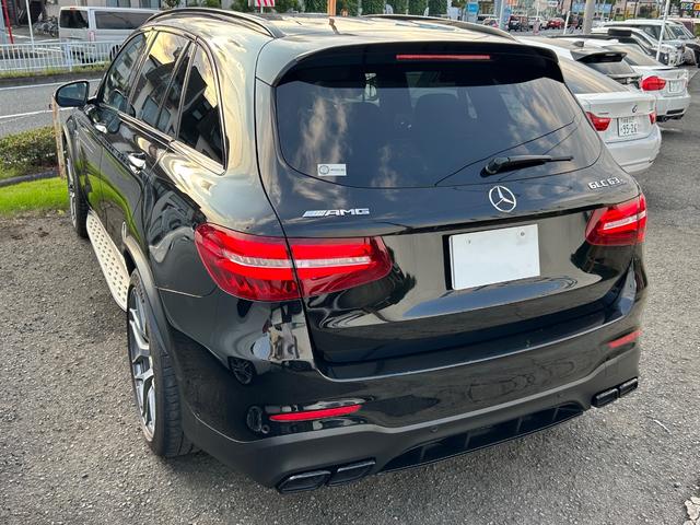 ＧＬＣ ＧＬＣ６３　Ｓ　４マチック＋　パノラマサンルーフ　純正２１インチアルミ　黒革シート　３６０°カメラ（3枚目）