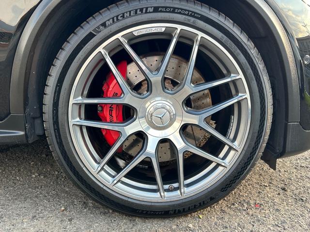 ＧＬＣ ＧＬＣ６３　Ｓ　４マチック＋　パノラマサンルーフ　純正２１インチアルミ　黒革シート　３６０°カメラ（13枚目）