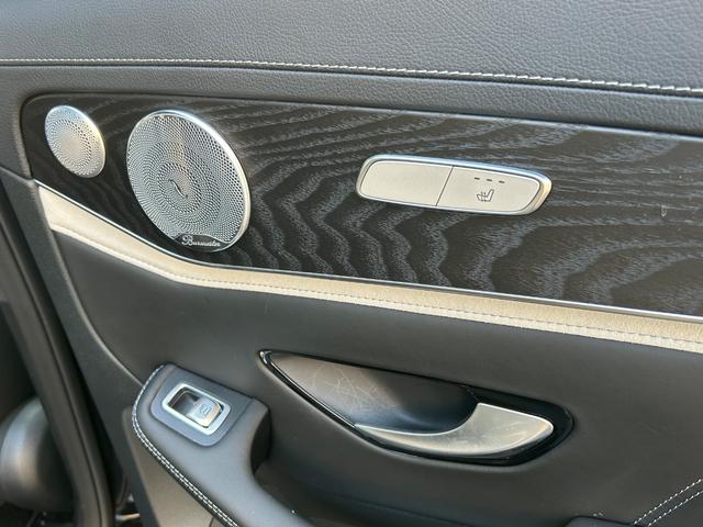 ＧＬＣ ＧＬＣ６３　Ｓ　４マチック＋　パノラマサンルーフ　純正２１インチアルミ　黒革シート　３６０°カメラ（30枚目）