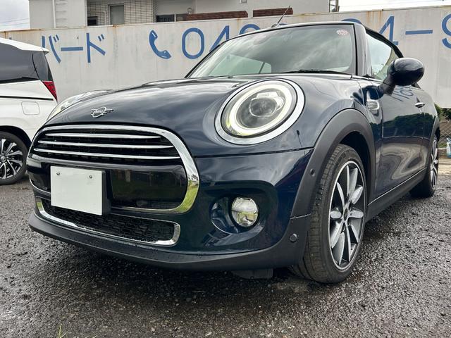 ＭＩＮＩ クーパー　コンバーチブル　デザイン＆ファンクションパッケージ（ＺＢＳ）　ペッパーパッケージ　カメラ・パーキングアシストパッケージ装着　モルトブラウンレザーインテリア／１７インチアロイホイール　コンフォートアクセス純正ナビＡＣＣ（38枚目）