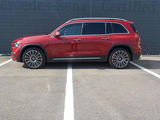 GLB GLB200 d 4マチック AMGラインパッケージ AMGレザーエクスクルーシブパッケージ 3列シート Bluetooth接続 ETC LEDヘッドライト TV アイドリングストップ クルーズコントロール サイドカメラ(4枚目)