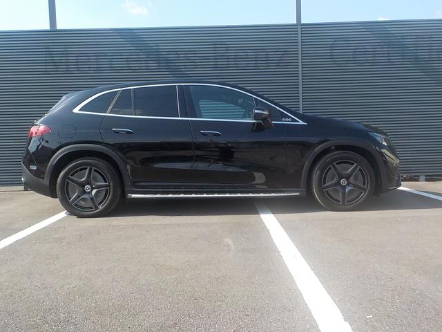 EQE SUV EQE350 4マチック SUV ローンチエディション Bluetooth接続 ETC LEDヘッドライト TV アイドリングストップ クルーズコントロール サイドカメラ サンルーフ・ガラスルーフ シートエアコン シートヒーター トランクスルー ナビ(5枚目)