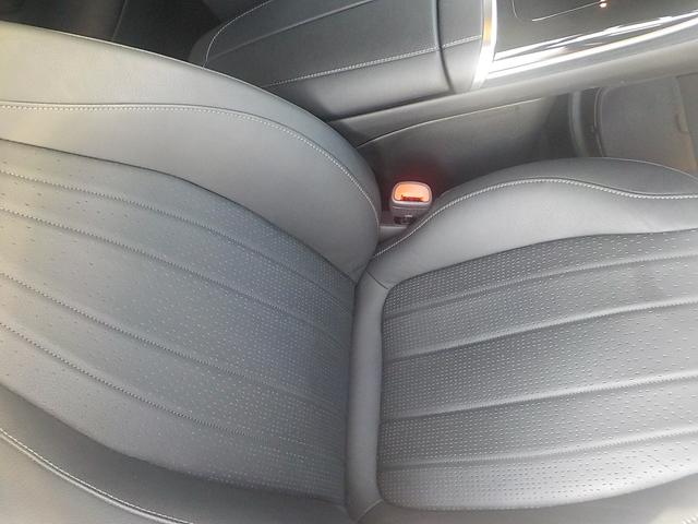 EQE SUV EQE350 4マチック SUV ローンチエディション Bluetooth接続 ETC LEDヘッドライト TV アイドリングストップ クルーズコントロール サイドカメラ サンルーフ・ガラスルーフ シートエアコン シートヒーター トランクスルー ナビ(11枚目)