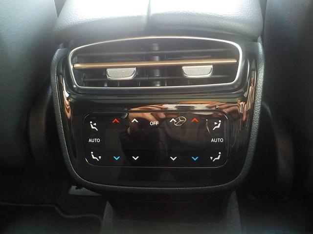 EQE SUV EQE350 4マチック SUV ローンチエディション Bluetooth接続 ETC LEDヘッドライト TV アイドリングストップ クルーズコントロール サイドカメラ サンルーフ・ガラスルーフ シートエアコン シートヒーター トランクスルー ナビ(16枚目)