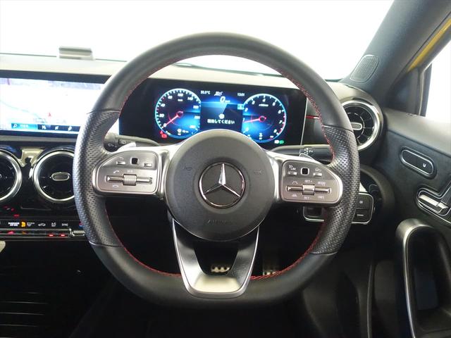 Ａクラス Ａ１８０　スタイル　ＡＭＧライン　レーダーセーフティパッケージ　アドバンスドパッケージ　ナビゲーションパッケージ　Ｂｌｕｅｔｏｏｔｈ接続　ＥＴＣ　ＬＥＤヘッドライト　ＴＶ　アイドリングストップ　クルーズコントロール　コネクテッド機能（17枚目）